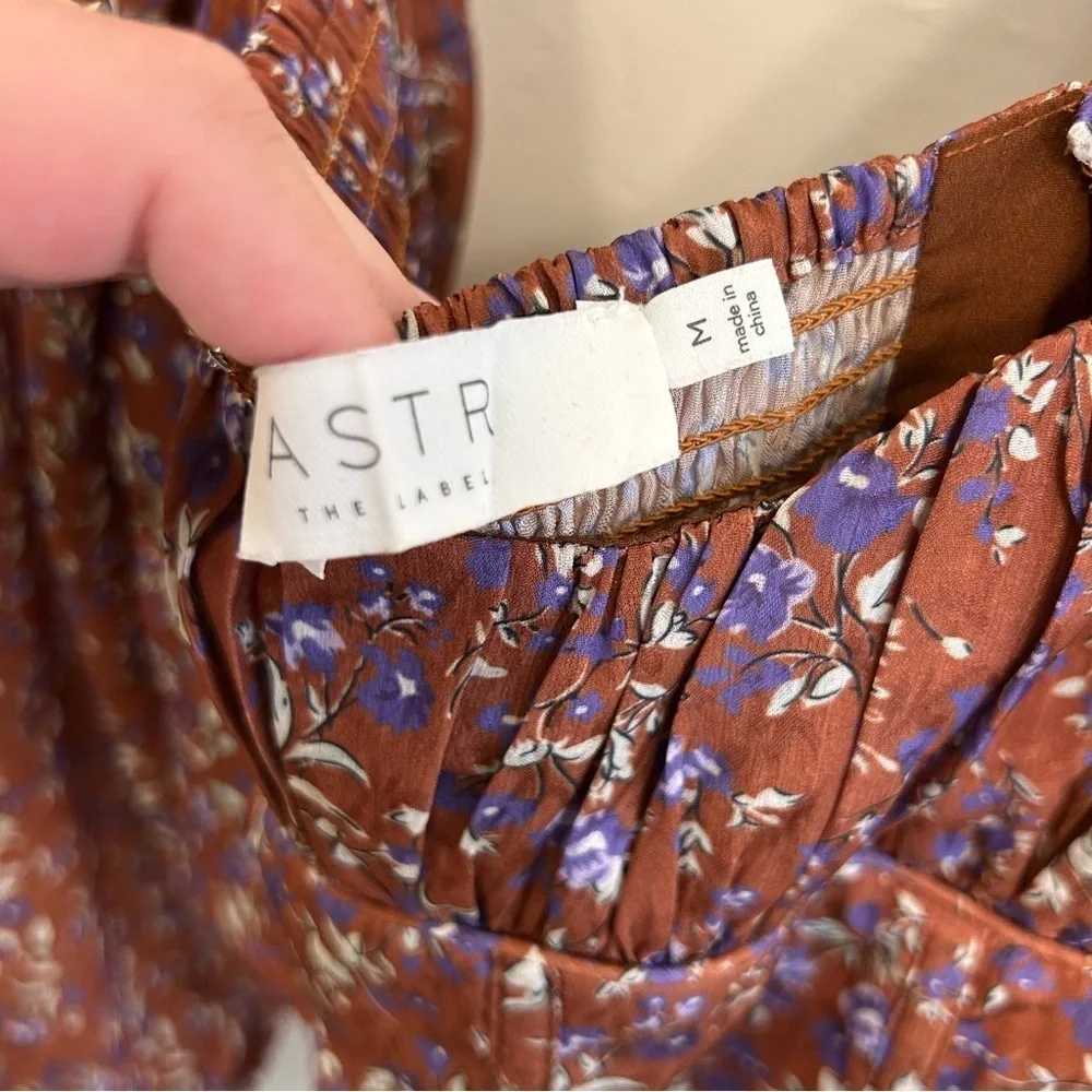 ASTR The Label Penny Floral Puff Sleeve Top Women’s Medium Zip Back Blouse